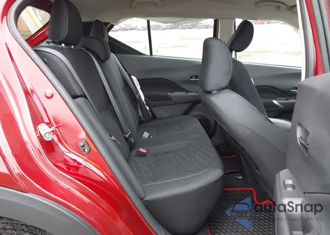 2024 Nissan Kicks Sv Xtronic Cvt z USA, uszkodzony, nr VIN 3N1CP5CV2RL546881